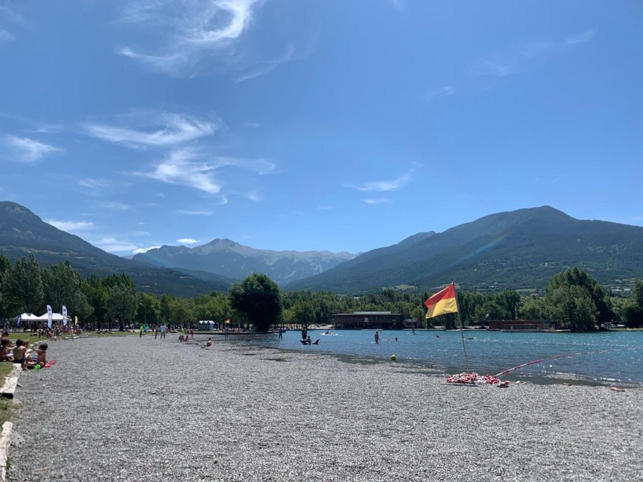 Appartement Agreable A Deux Pas Du Plan D'Eau Embrun Kültér fotó